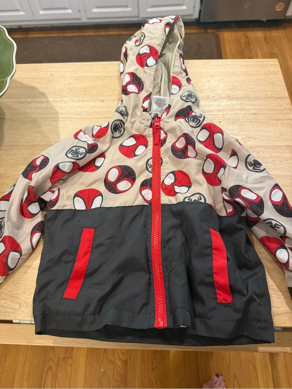 Spider-Man Pattern Hooded Windbreaker - Red, Black, Beige